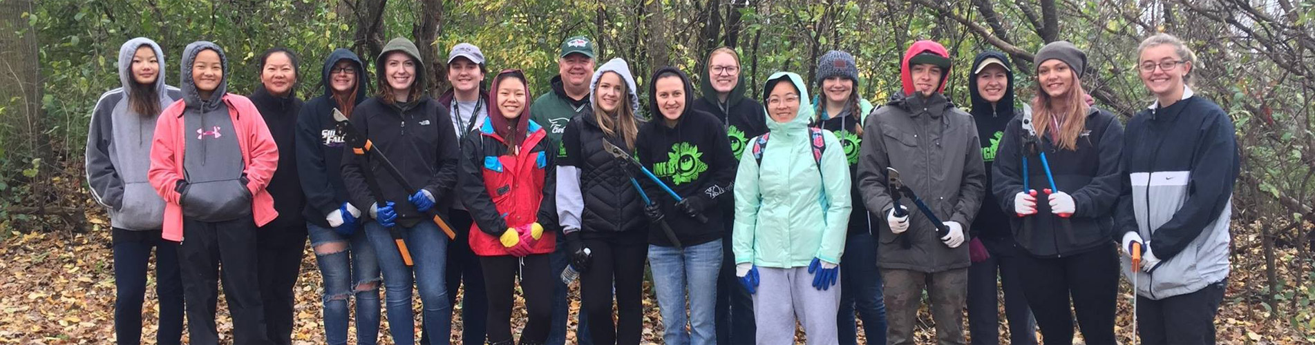MAAD with the Volunteer Center of Brown County