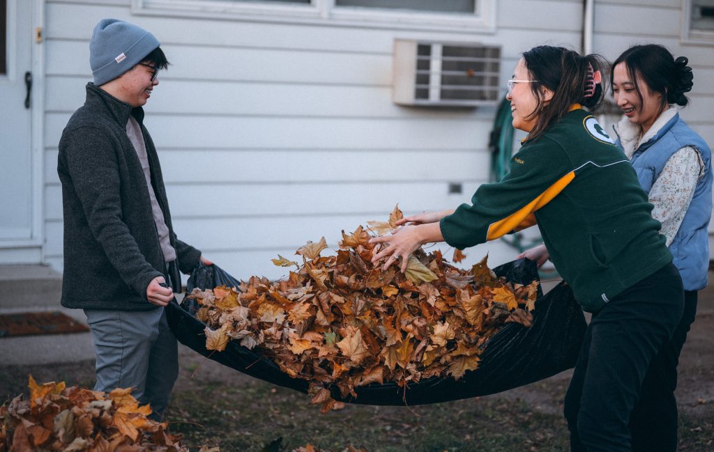 Rake Up Green Bay 2025